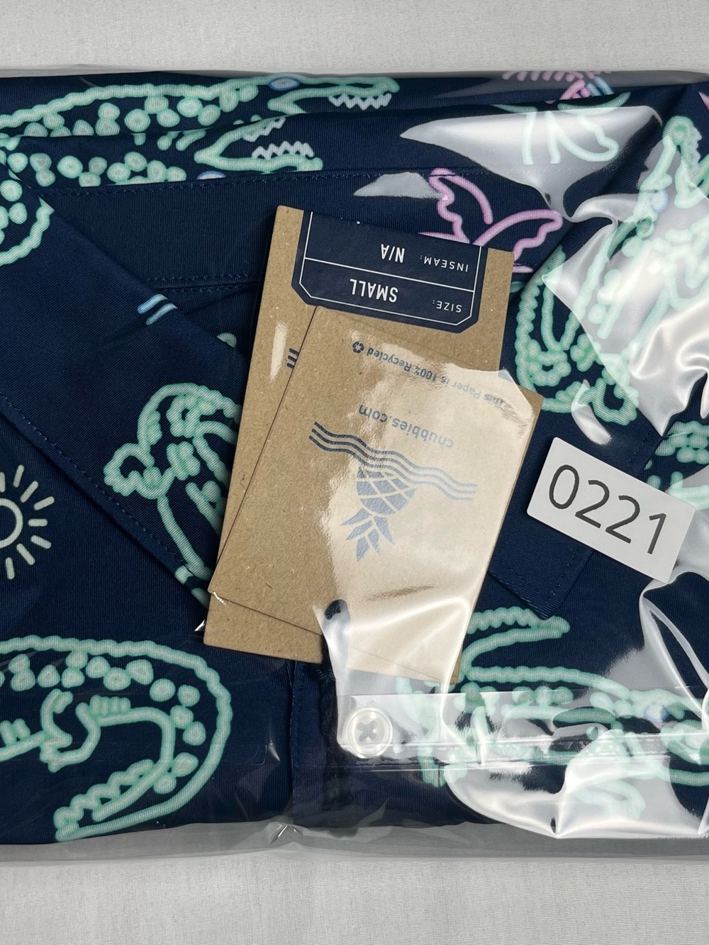 chubbies Men’s Small Navy Polo with Mint Green & Light Pink Alligator Print - Picture 8 of 8